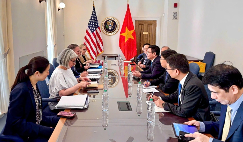 Vietnam and United States narrow gaps in third round of trade talks